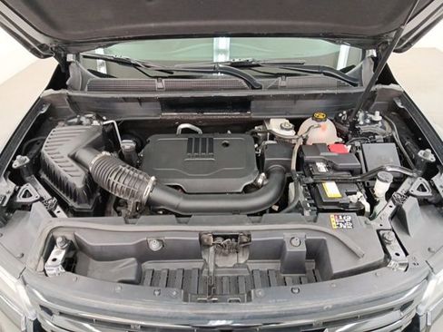 Used 2021 GMC Acadia SLT w/ Elevation Edition image 37