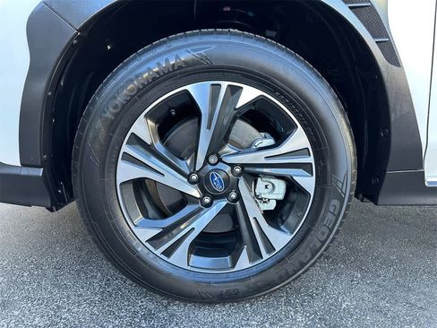 Used 2024 Subaru Crosstrek 2.0i Premium image 8