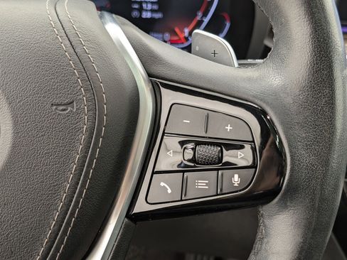 Used 2020 BMW 530i w/ Premium Package image 23