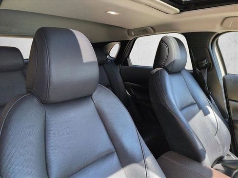 Used 2024 MAZDA CX-30 AWD 2.5 S w/ Premium Package image 21