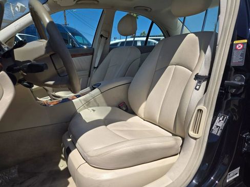 Used 2004 Mercedes-Benz E 500 Sedan image 9