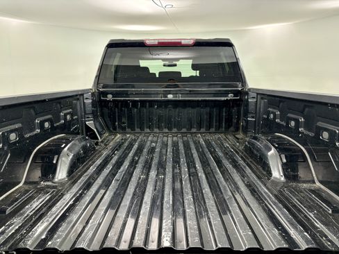 Used 2022 Chevrolet Silverado 2500 LTZ w/ Z71 Off-Road Package image 23