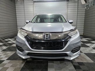 Used 2019 Honda HR-V Touring video 3