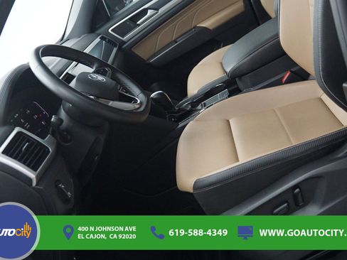 Used 2022 Volkswagen Atlas Cross Sport SE FWD image 9