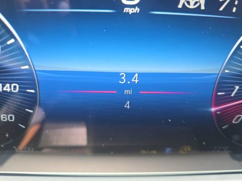 New 2026 Mercedes-Benz GLS 580 4MATIC image 16