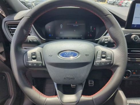 Used 2024 Ford Escape ST-Line FWD image 31