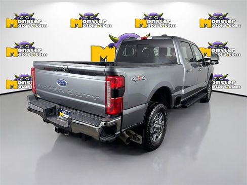 Used 2024 Ford F350 Lariat image 5