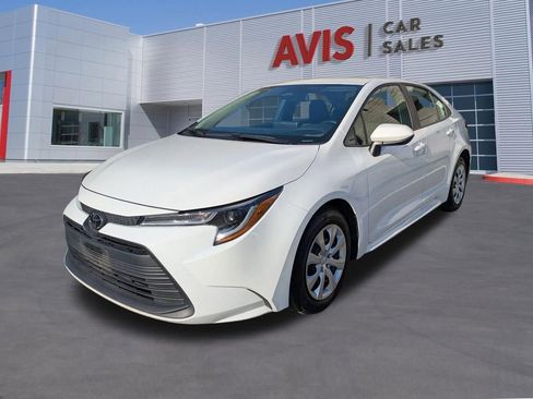 Used 2024 Toyota Corolla LE FWD image 1