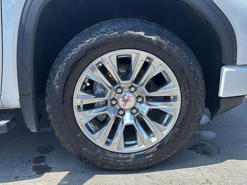 Used 2022 GMC Sierra 1500 Denali w/ Technology Package image 13