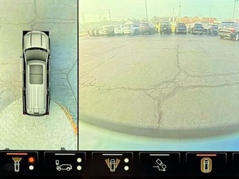 Used 2023 GMC Yukon XL Denali Ultimate w/ LPO, Floor Liner Package AWD/4WD image 33