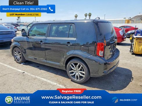 Used 2013 Scion xB FWD image 3