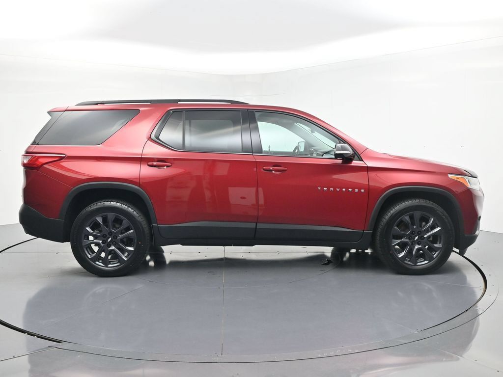 Used 2020 Chevrolet Traverse RS w/ LPO, Floor Liner Package AWD/4WD image 8