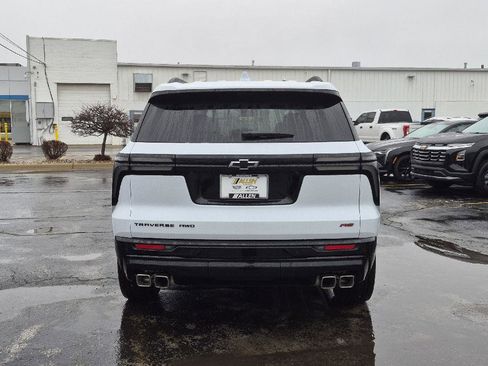 New 2026 Chevrolet Traverse RS w/ LPO, Floor Liner Package image 6