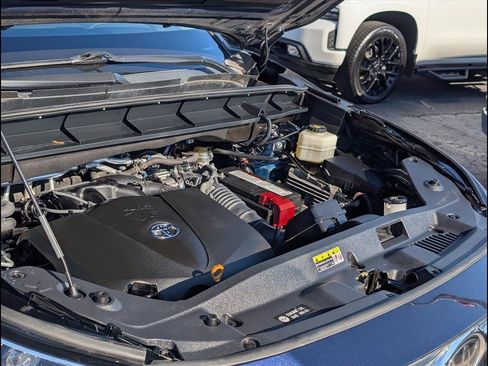 Used 2021 Toyota Highlander Limited image 24