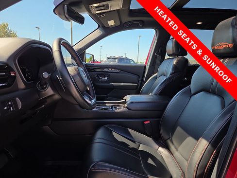 Used 2024 Honda Pilot TrailSport image 17