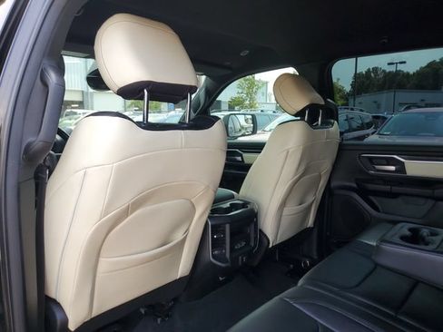 Used 2020 RAM 1500 Big Horn AWD/4WD image 13
