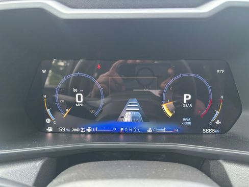 Used 2026 Chevrolet Colorado W/T AWD/4WD image 17
