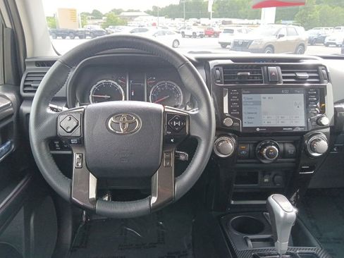 Used 2024 Toyota 4Runner TRD Off-Road AWD/4WD image 26