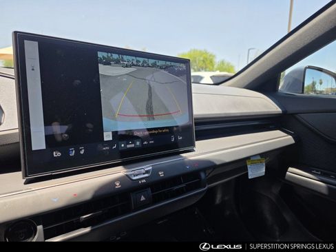 New 2026 Lexus ES 350e FWD image 18