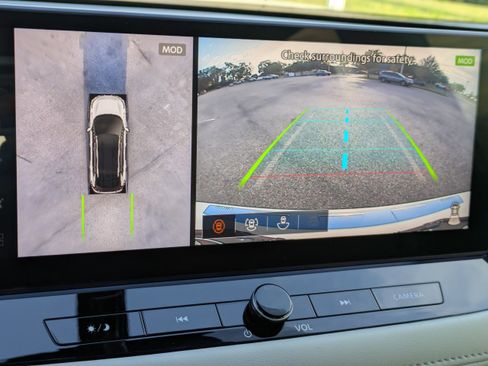 Certified 2025 Nissan Rogue SL image 23