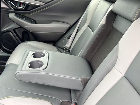 Used 2025 Subaru Outback Onyx Edition image 28