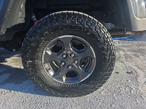 Used 2020 Jeep Gladiator Rubicon image 23