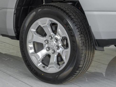 Used 2022 RAM 1500 Big Horn AWD/4WD image 60