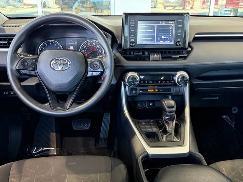 Used 2019 Toyota RAV4 XLE image 30