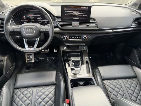 Used 2023 Audi SQ5 Premium Plus w/ Premium Plus Package image 2
