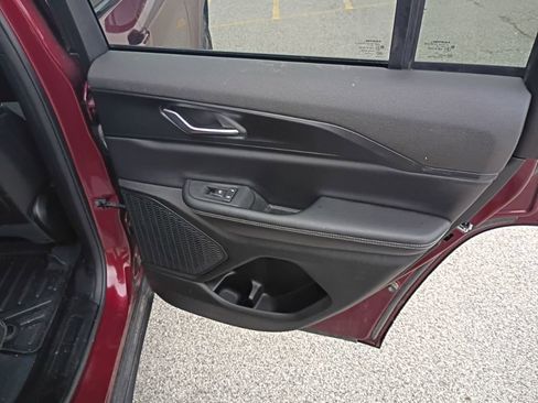 Used 2023 Jeep Grand Cherokee Altitude image 19