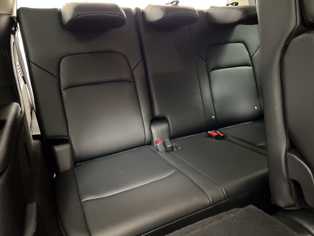 Used 2026 Nissan Pathfinder SL FWD image 34