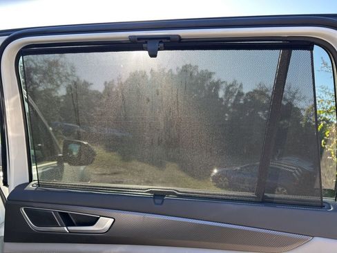 Certified 2025 Volkswagen Atlas Peak Edition SE image 48