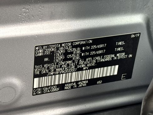 Used 2019 Toyota RAV4 XLE image 28