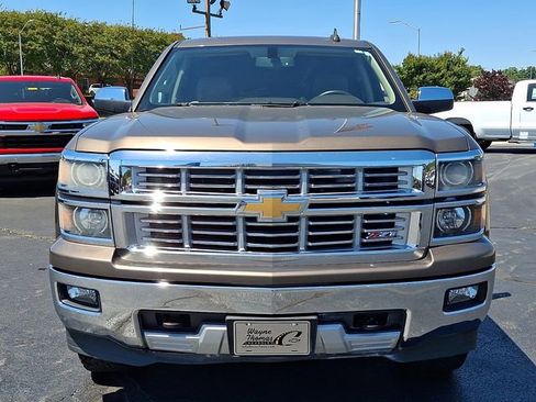 Used 2015 Chevrolet Silverado 1500 LTZ Z71 AWD/4WD image 2
