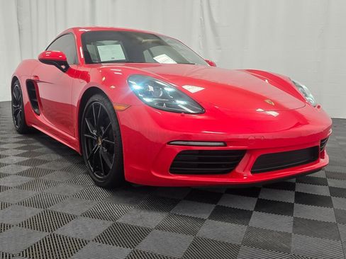 Certified 2024 Porsche 718 Cayman image 9