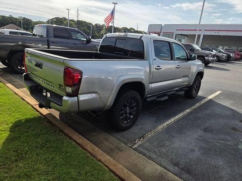 Used 2023 Toyota Tacoma SR5 w/ Technology Package RWD image 10