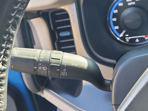 Used 2022 Ford Bronco Wildtrak image 15