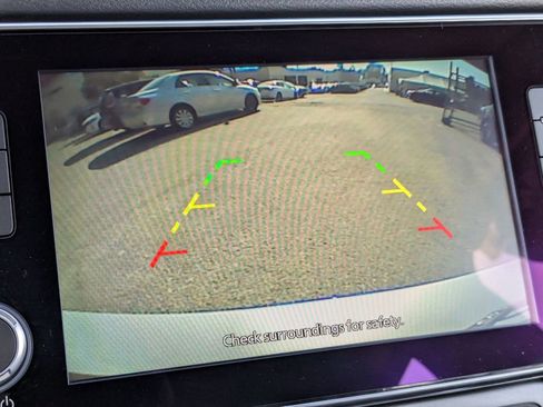 Used 2023 Nissan Leaf S image 20