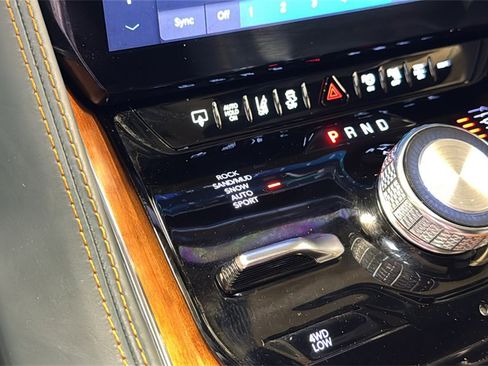 Used 2022 Jeep Grand Wagoneer Series II image 30