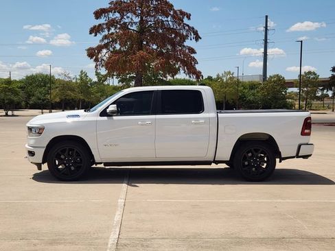 Used 2023 RAM 1500 Laramie AWD/4WD image 4