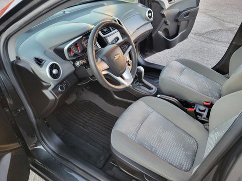 Used 2019 Chevrolet Sonic LS image 11