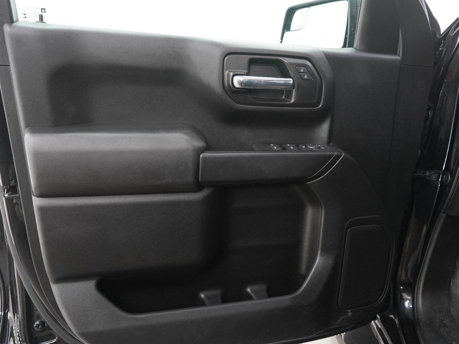 Used 2021 Chevrolet Silverado 1500 Custom w/ LPO, Dark Essentials Package AWD/4WD image 21