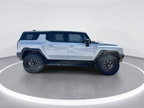 New 2026 GMC Hummer EV SUV image 9