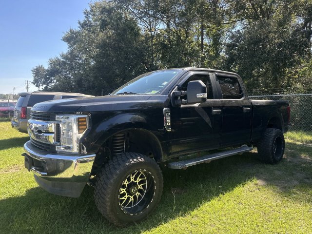 Used 2018 Ford F250 XL w/ Power Equipment Group AWD/4WD image 4