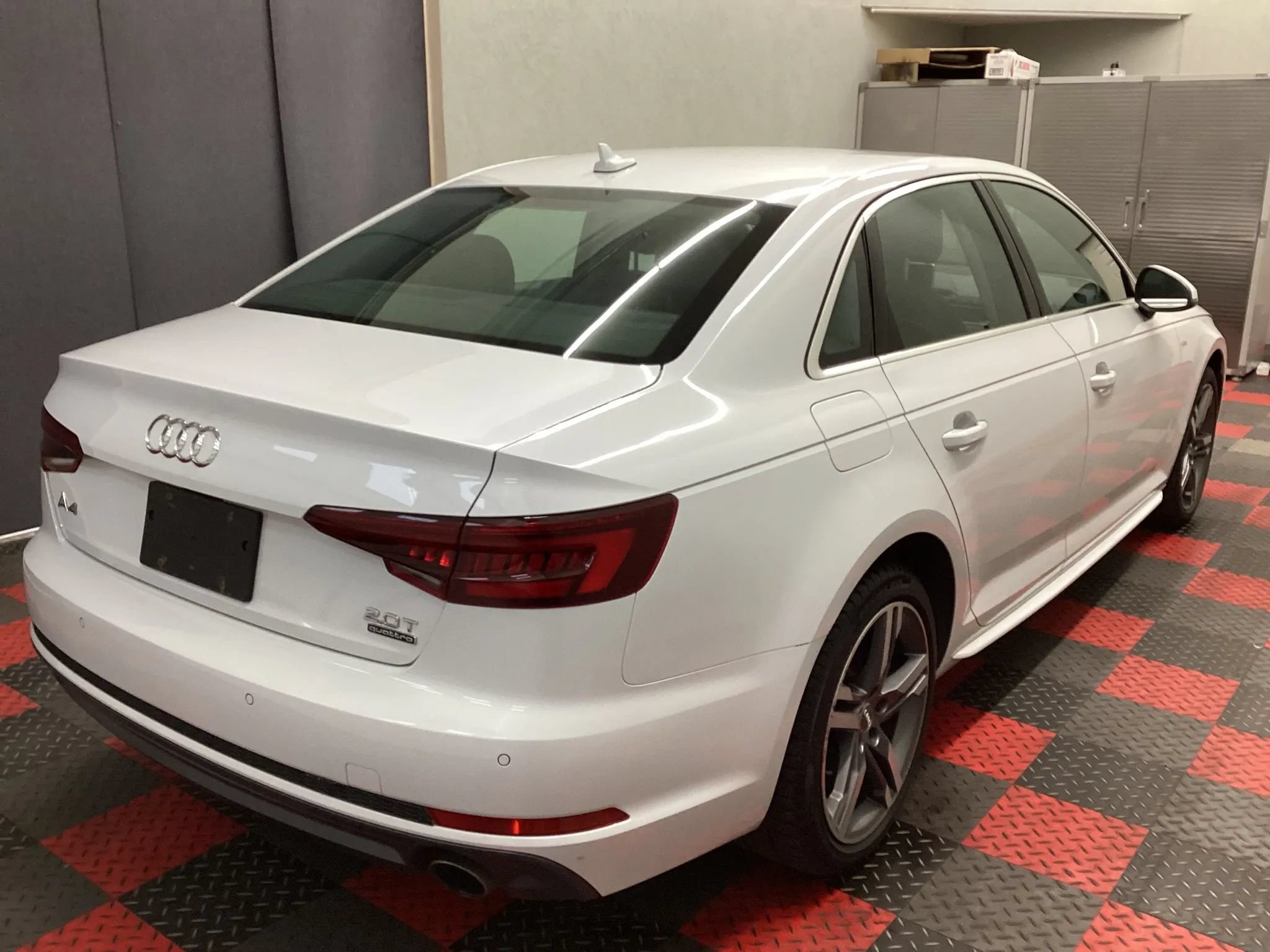 Used 2018 Audi A4 2.0T Premium Plus AWD/4WD image 3