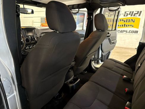 Used 2015 Jeep Wrangler Unlimited Sport w/ Quick Order Package 24S image 27