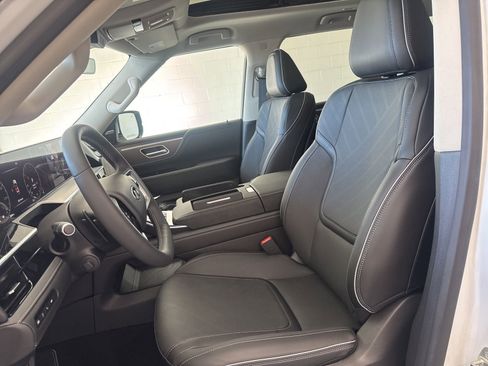 New 2026 INFINITI QX80 Luxe w/ Cargo Package image 10