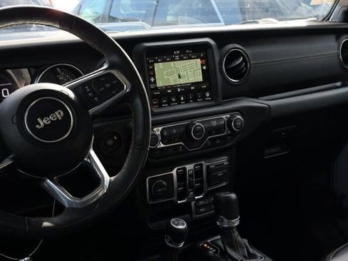 Used 2023 Jeep Wrangler Unlimited Sahara AWD/4WD image 6