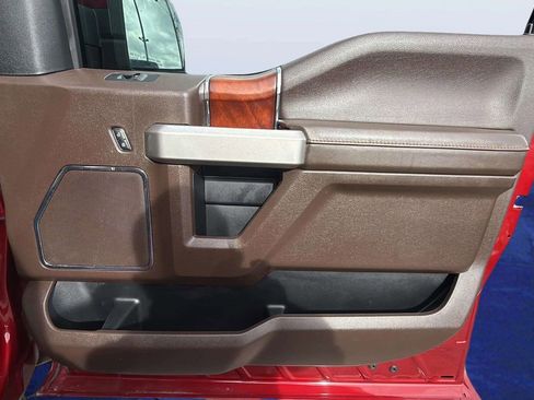 Used 2019 Ford F150 King Ranch w/ Equipment Group 601A Luxury AWD/4WD image 19