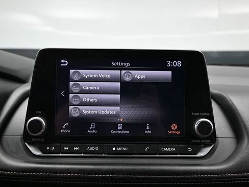 Used 2025 Nissan Rogue SV AWD/4WD image 39
